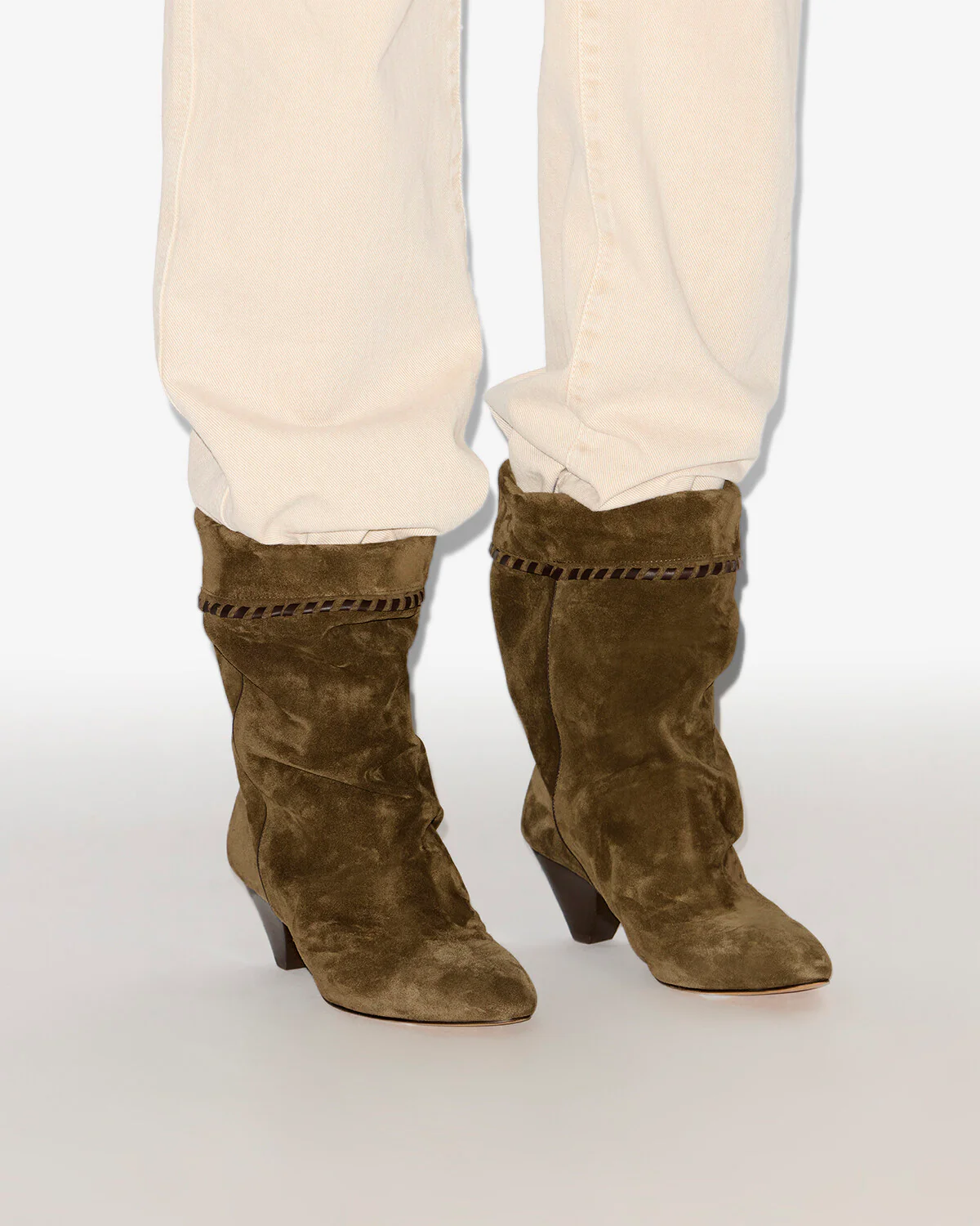 BOOTS DALBY - Image 5